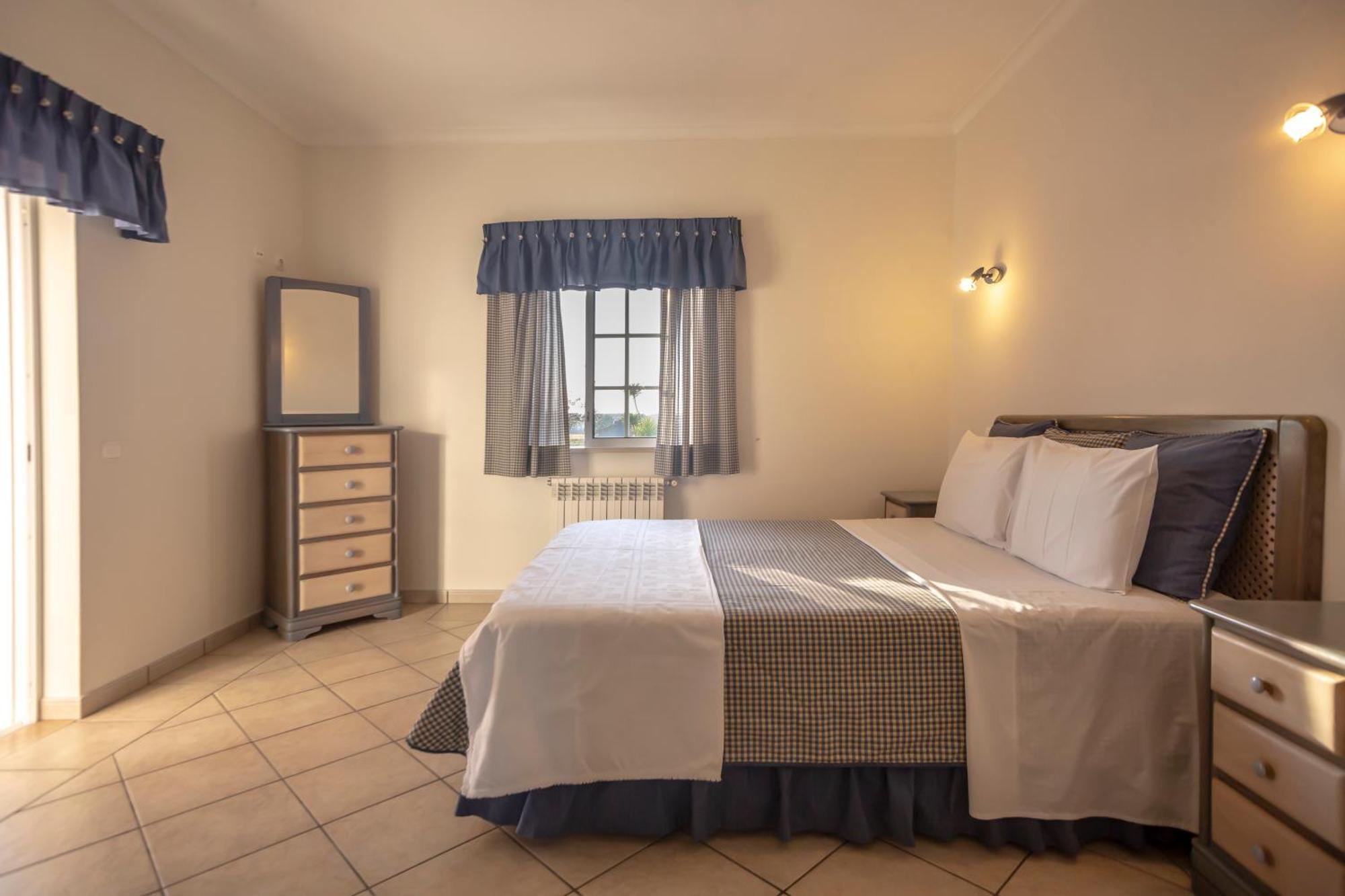 Al Meida Guesthouse 알부페이라 외부 사진