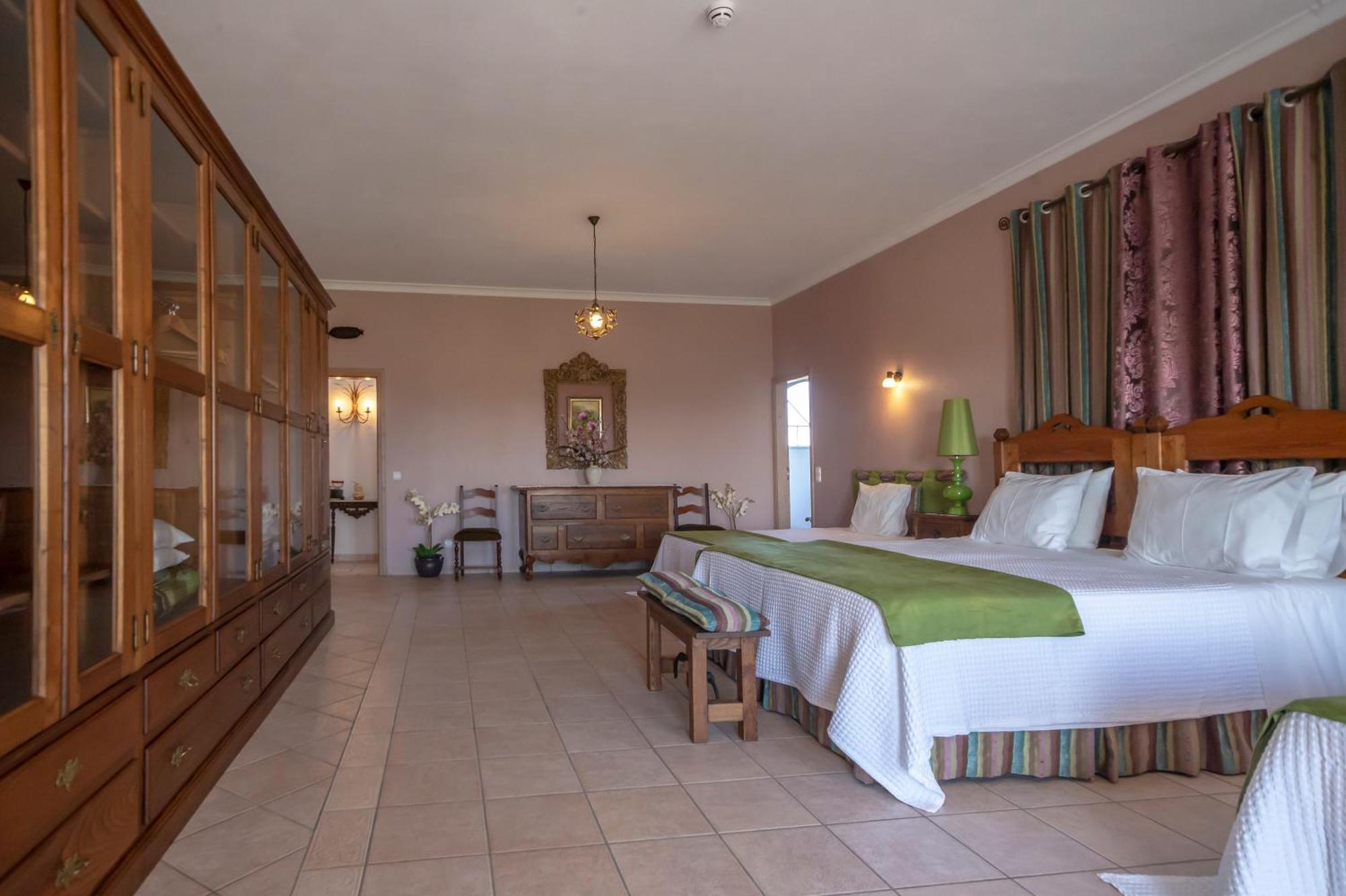 Al Meida Guesthouse 알부페이라 외부 사진