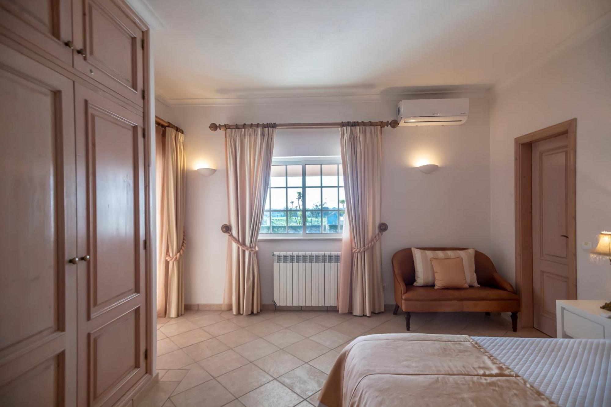 Al Meida Guesthouse 알부페이라 외부 사진