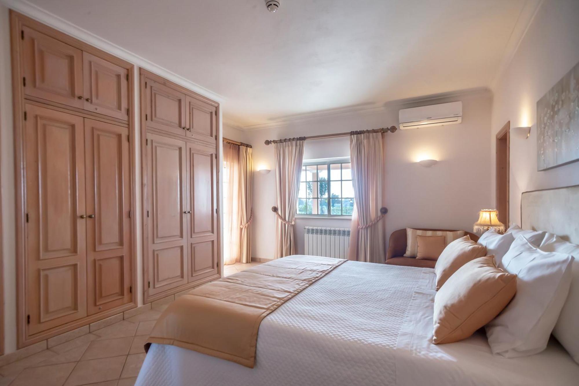 Al Meida Guesthouse 알부페이라 외부 사진