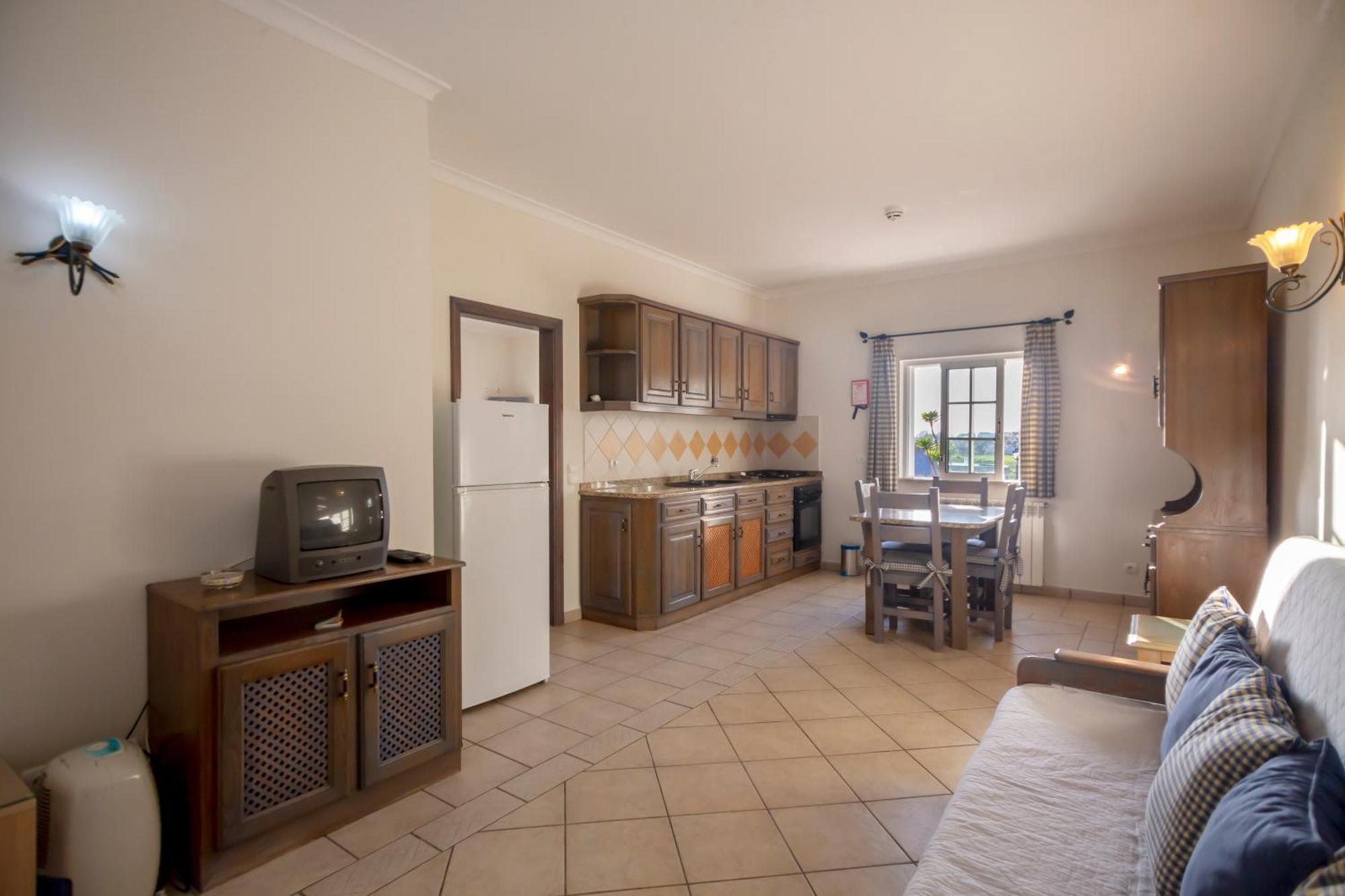 Al Meida Guesthouse 알부페이라 외부 사진
